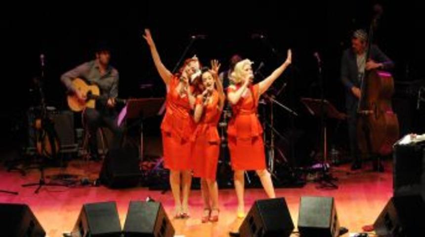 The Puppini Sisters, 50&rsquo;li Yılların Blues Ve Caz Klasiklerini Seslendirdi