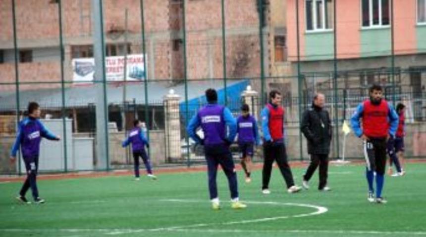 Bayburt Grup &Ouml;zel İdare D&uuml;zyurt Ma&ccedil;ına 3 Puan Parolasıyla Hazırlanıyor