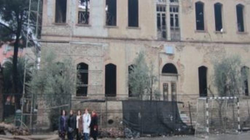 &Ouml;demiş Ortaokulu Velileri, Onarım Ve Geciken İnşaata Tepkili