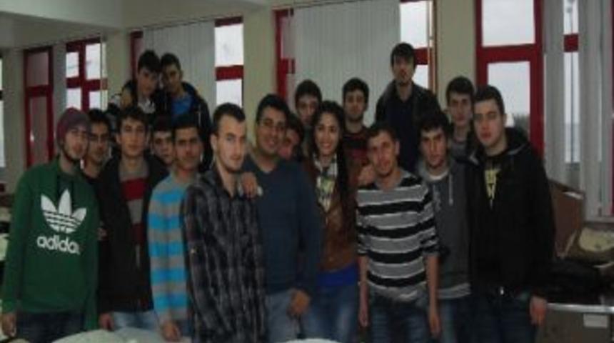 Kilimli Myo&rsquo;dan Model U&ccedil;ak Kursuna İlgi