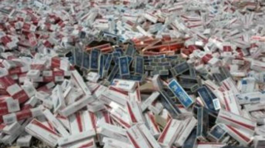 Kaçak sigara ve yakıt ele geçirildi