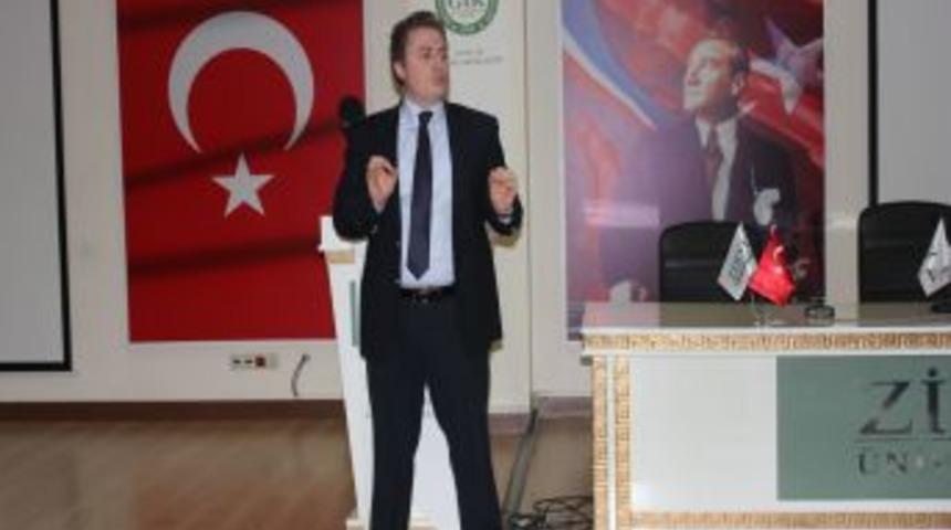 Zirve &Uuml;niversitesi&rsquo;nden &Ouml;ğrencilere Kariyer Semineri
