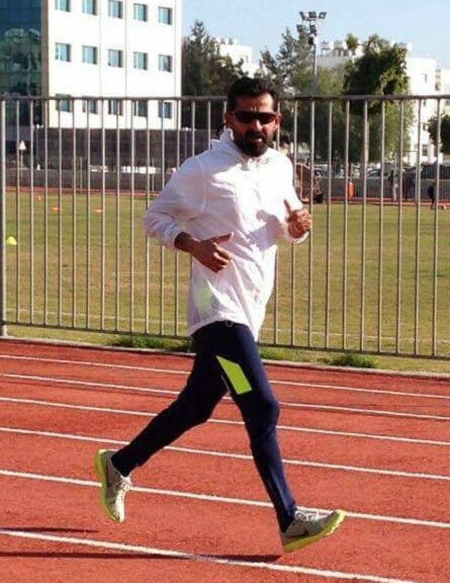 Firari katil zanlısı Kıbrıs'ta maraton koşusunda şampiyon olmuş
