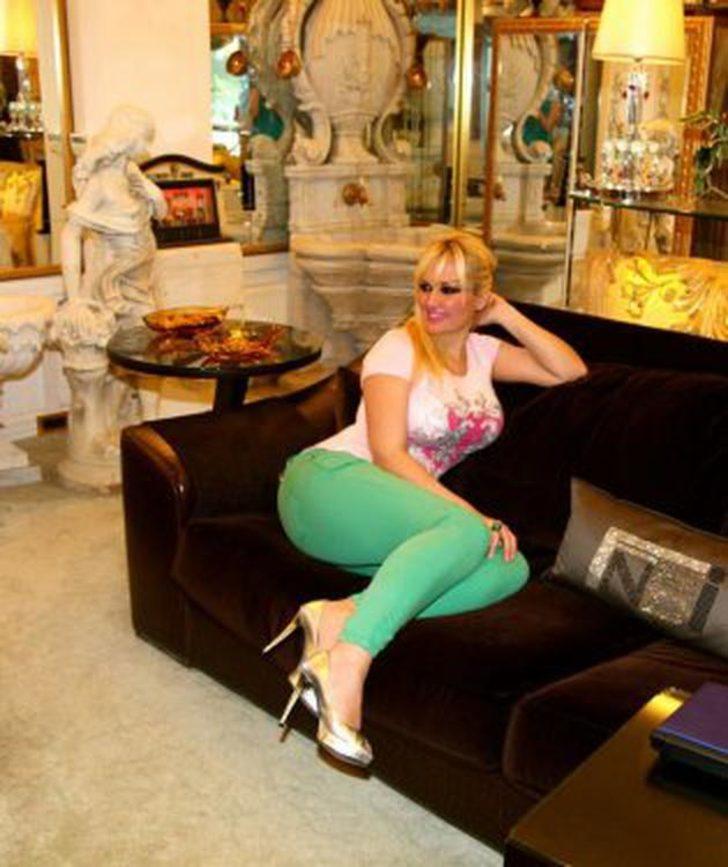 Adnan Oktar'ın en bilinen müridi Tülay Kumaşçı kaçtı  G5