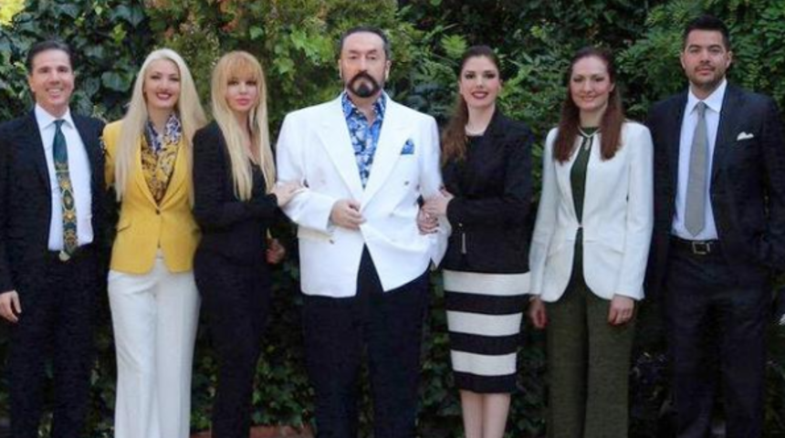 Adnan Oktar'ın adamı Oktar Babuna'nın annesi konuştu!