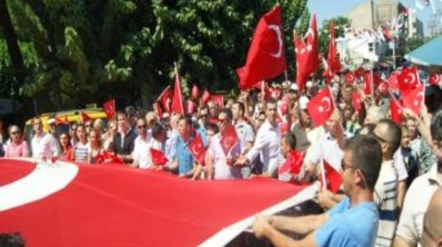 Seferihisar'ın Kurtuluşu İzmir Marşıyla Kutlandı