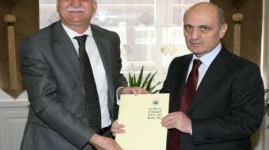 Tzob Başkanı Bayraktar'dan, Bakan Bayraktar&rsquo;a '&ccedil;evre Ve Tarım Raporu'