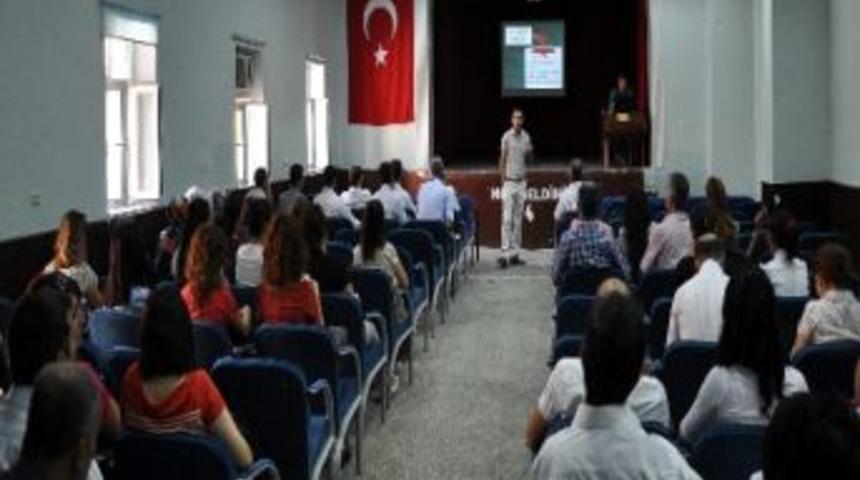 Nusaybin'de İlkokul &Ouml;ğretmenlerine Seminer