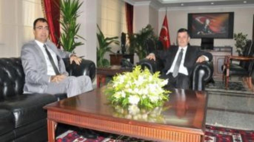 Diyarbakır Valisi, Batman Valisini Ziyaret Etti