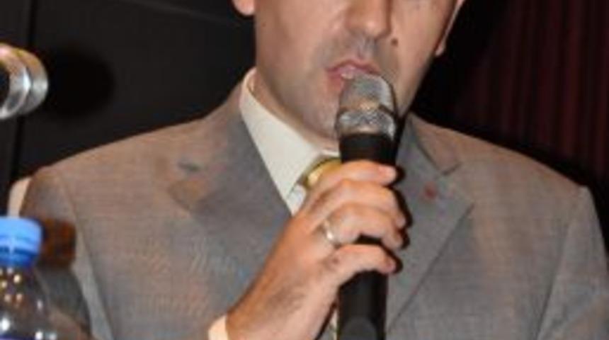 Nazilli T&uuml;rk Ocağı Karamanoğlu Mehmet Bey&rsquo;i Andı