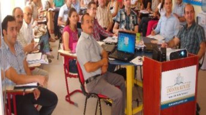 D&uuml;nya Koleji &Ouml;ğretmenleri Yeni Eğitim-&ouml;ğretim D&ouml;nemine Hazır