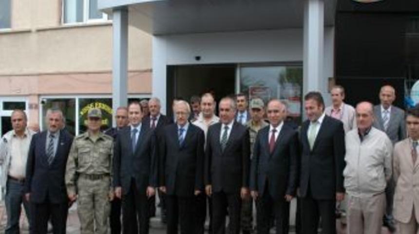 Sivas Valisi Z&uuml;beyir Kemelek, Suşehri&rsquo;ni Ziyaret Etti