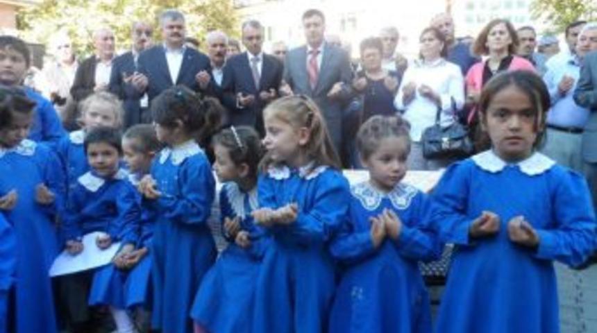 K&uuml;&ccedil;&uuml;kkaymaz İ&Ouml;O i&ccedil;in kermes d&uuml;zenlendi