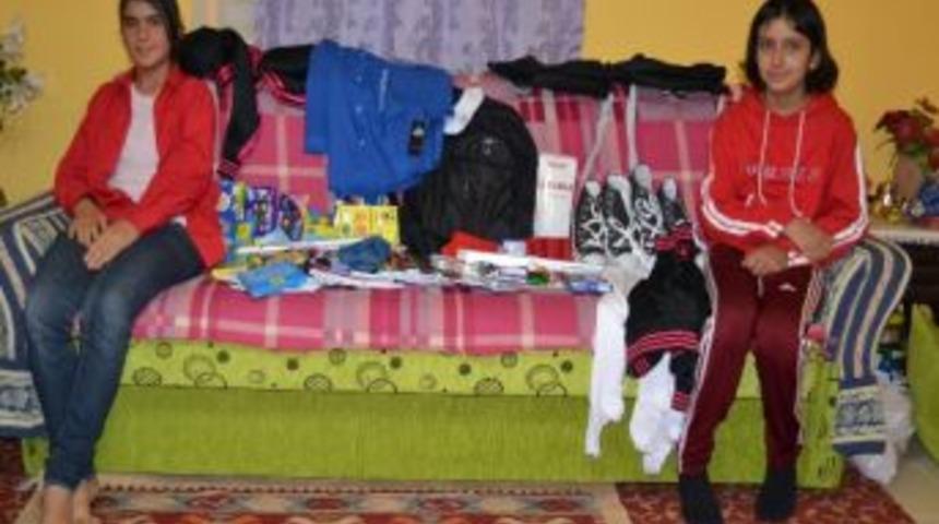 Fakir Aileye Kocasinan Ve Melikgazi Belediyesinden Eğitim Desteği