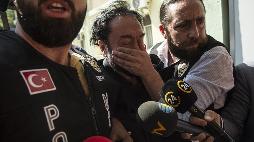 Fatih Altaylı'dan kendisine mektup yazan Adnan Oktar'a: Bana bir daha yazayım deme!