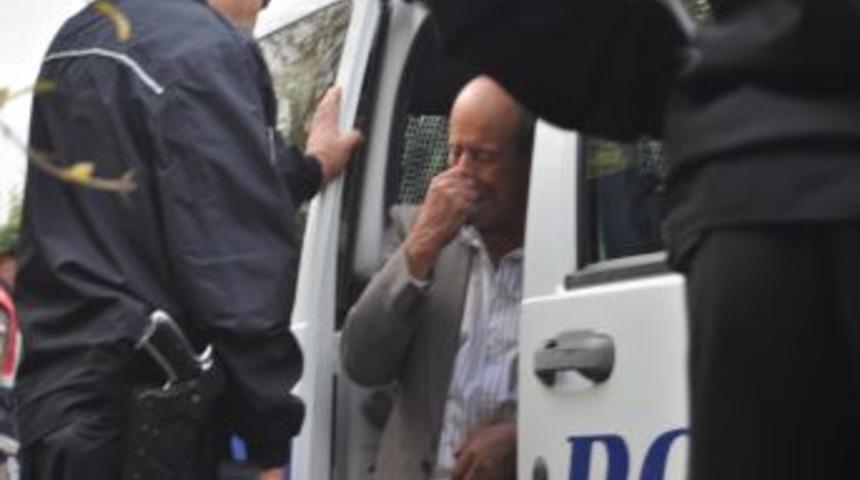 Ceviz Toplayan Eşini Kazayla Ezdi