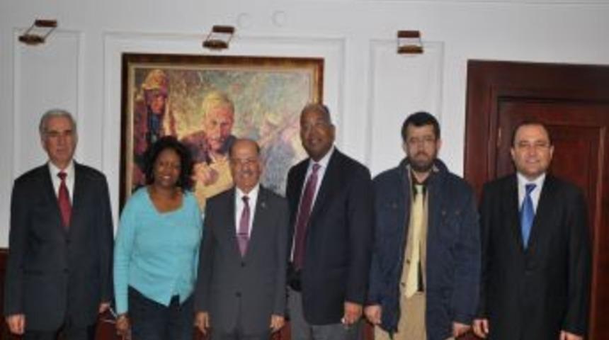 Vali Kolat&rsquo;a ABD'li Akademisyenlerden Ziyaret