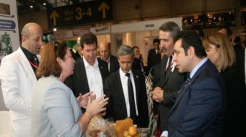 ESİDEF'li 12 Bin Işadamı 25 Bin G&ouml;r&uuml;şme Yaptı, Gelecekten &Uuml;mitliler