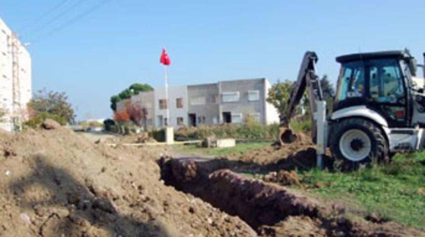 Belediye g&ouml;revlisi g&ouml;&ccedil;&uuml;k altında kaldı