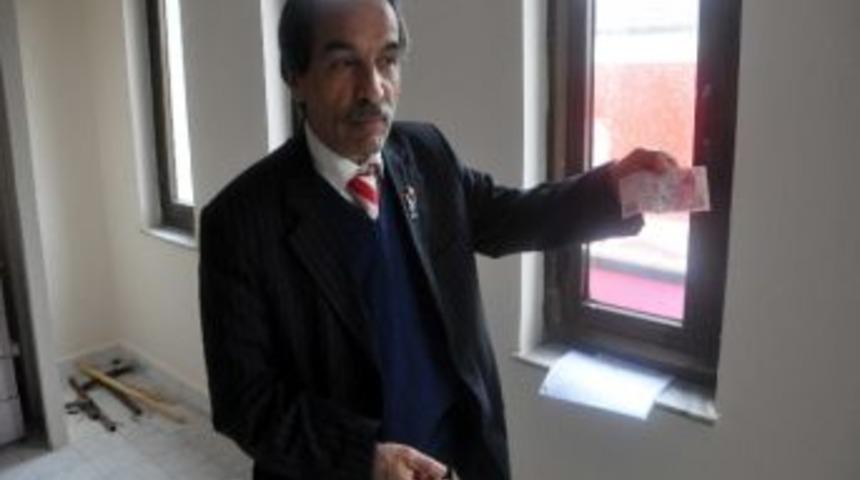 Hepar Paradaki, "cumhuriyet - Cumhuriyeti" Ayrımını Sordu