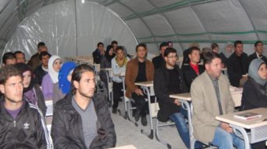 Nizip'te Suriyeli Sığınmacılara Akademik T&uuml;rk&ccedil;e Kursu Verilecek