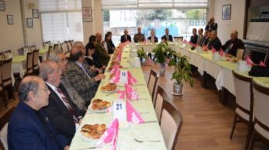 S&ouml;ke Kaymakamı Mehmet Demirezer&rsquo;den 2012 Yılı Değerlendirmesi