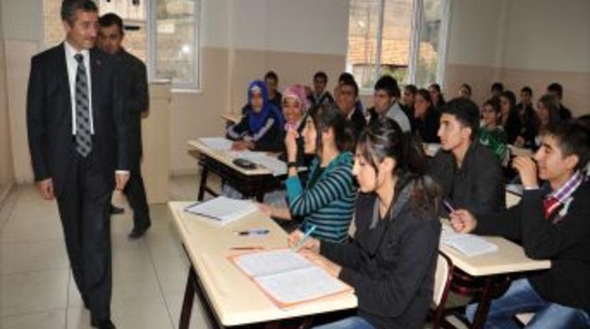 Şahinbey Belediyesi, Dershaneye Gidemeyen 11 Bin 350 &Ouml;ğrenciye Eğitim Veriyor