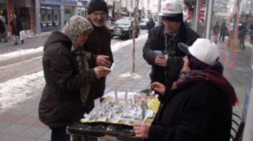 Vatandaşlar Umudu Yine Milli Piyangoya Bağladı