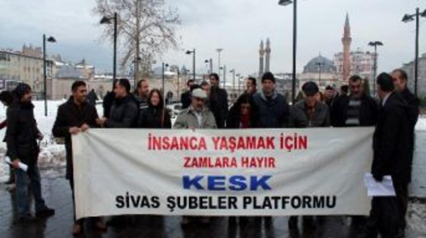 Eğitim-sen&rsquo;den 2013 Yılı B&uuml;t&ccedil;esine Tepki