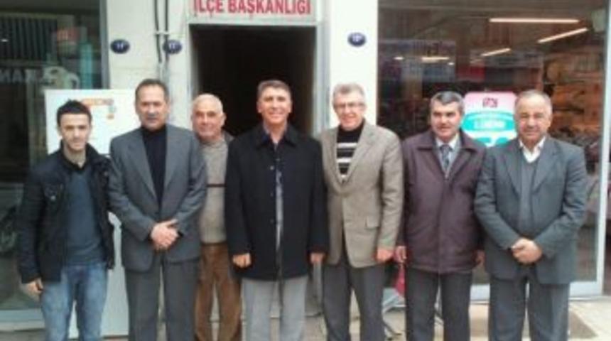&Ouml;demiş Kaymakamı D&ouml;lek, Chp&rsquo;yi Ziyaret Etti