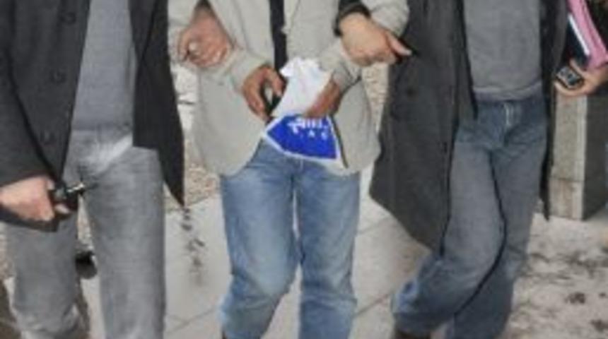 Oto Hırsızı Aksaray&rsquo;da Mobese'ye Yakalandı