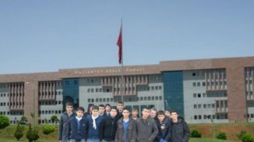 Sunguroğlu Lisesi &Ouml;ğrencileri Adliye Sarayını Ziyaret Etti