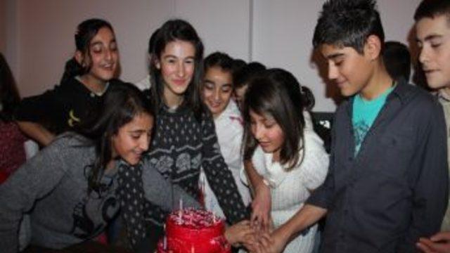 Sürpriz Doğum Günü Partisi