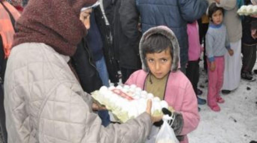 Kars’ta Afganlı Mültecilere Kaü Desteği