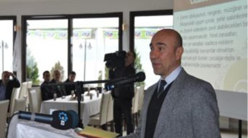 Kıbrıs Lefke Avrupa &Uuml;niversitesi&rsquo;nde Cittalow Konferansı D&uuml;zenlendi