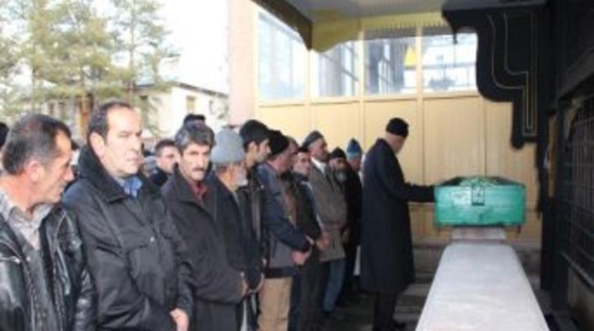 Oltunun Sevilen Esnaflarından Sıtkı Kaya Kansere Yenik D&uuml;şt&uuml;