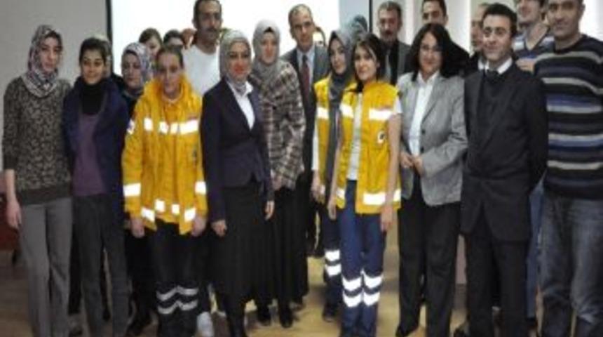 112 Personeline İletişim Semineri