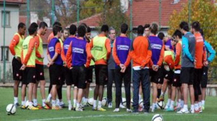 Adanaspor, Manisa'dan Mutlu D&ouml;nmek Istiyor