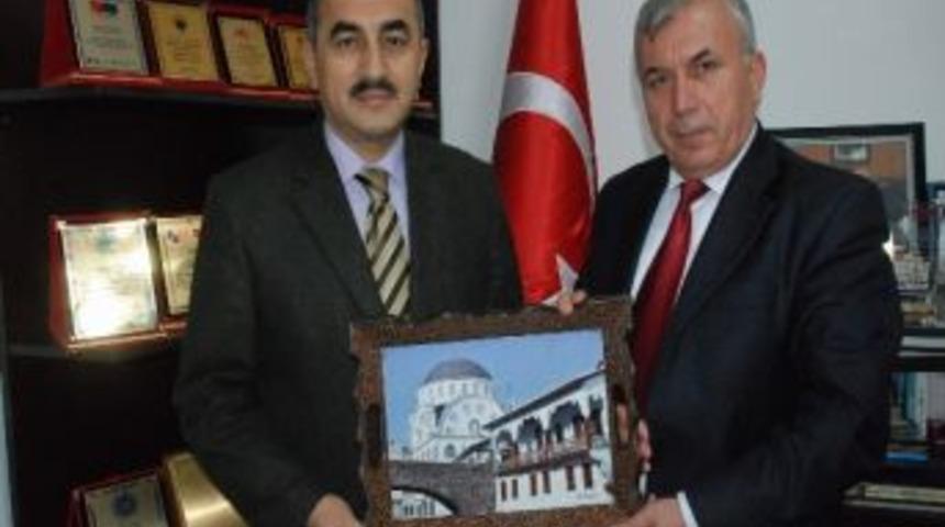 Niksar, Tarihi Doku İle B&uuml;t&uuml;nleşiyor