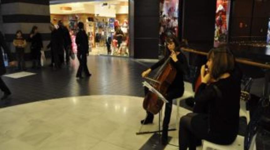 Forum Kayseri 1 Yaşında