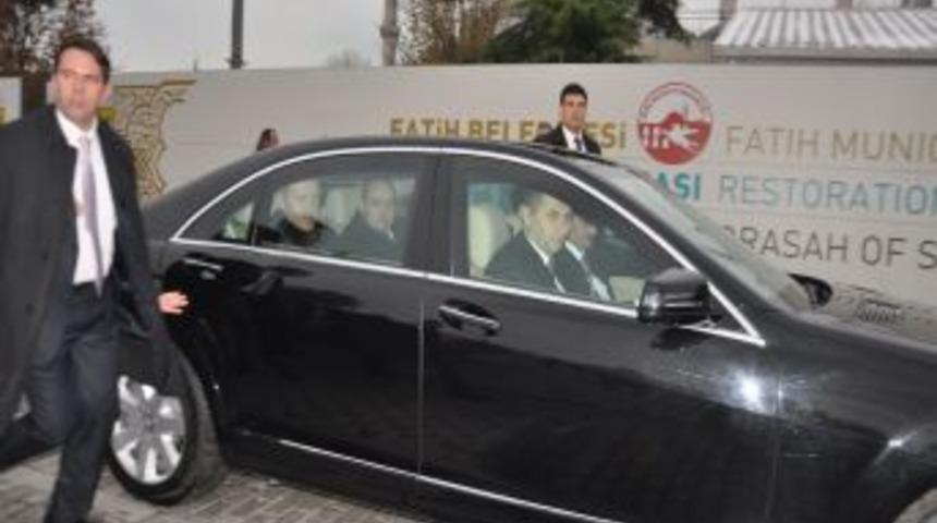 Başbakan Erdoğan Cuma Namazını Sultanahmet Camii&rsquo;nde Kıldı