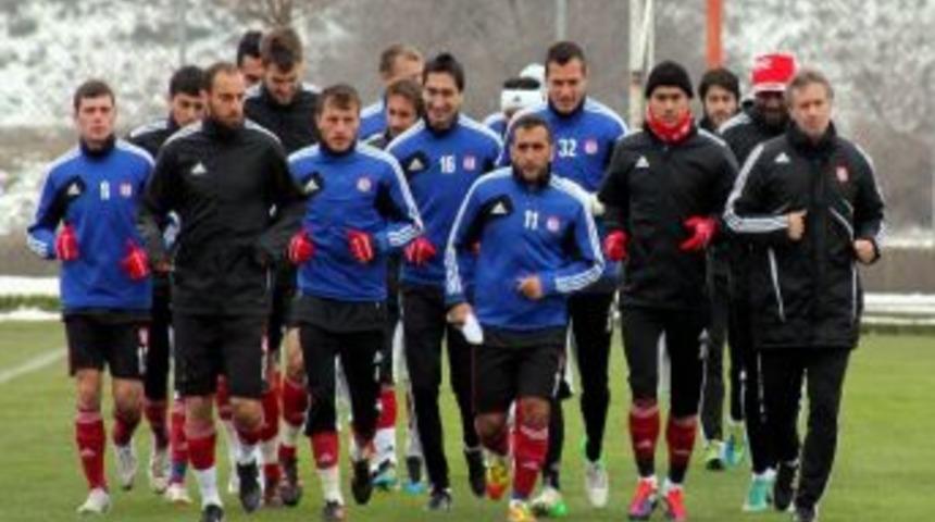 Sivasspor&rsquo;da Sanica Boru Elazığspor Hazırlıkları S&uuml;r&uuml;yor