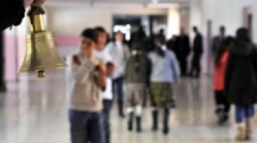 Urfalı &ouml;ğrenciler donuyor