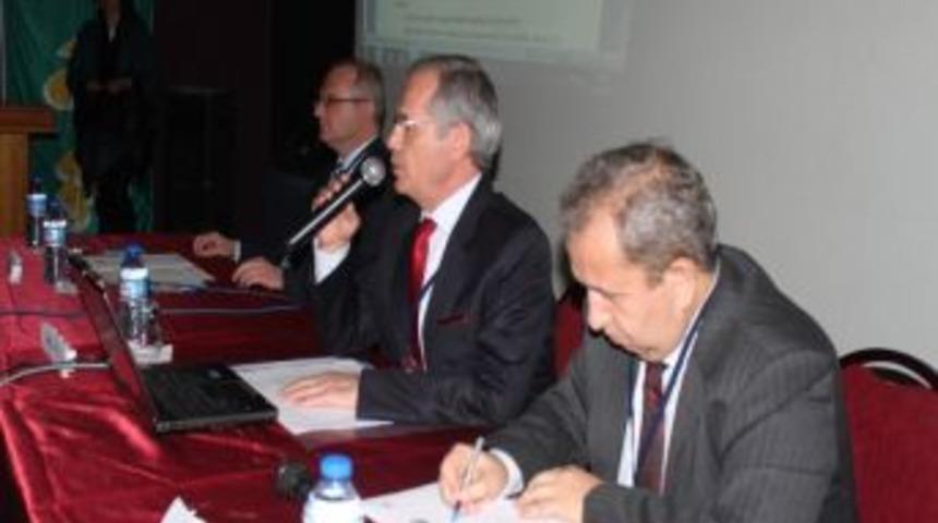 Dinar Myo Kariyer Etkinliğinde 'iş Fikirleri Ve Girişimcilik' Anlatıldı