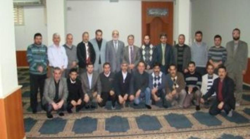 Din G&ouml;revlilerine Ezanı G&uuml;zel Okuma Kursu