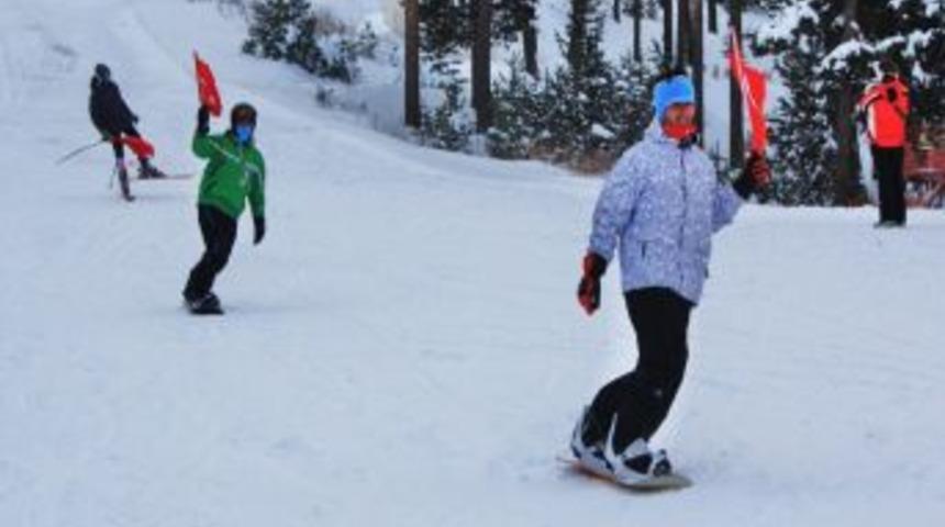 Kars'ta 106 K&ouml;y Yolu Kar Nedeniyle Kapalı