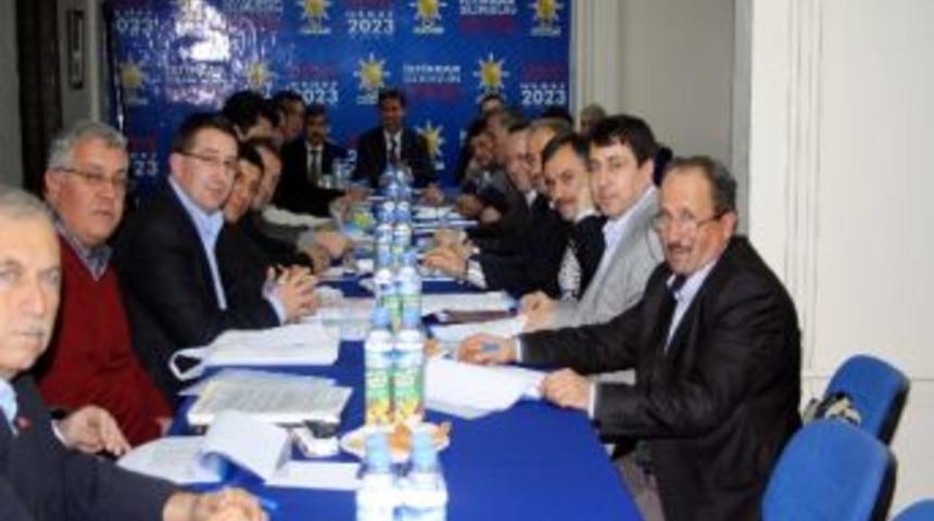 Ak Parti İl&ccedil;e Başkanları Toplantısı Yapıldı