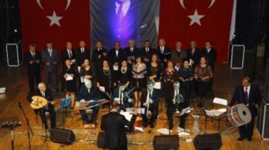 Ata&rsquo;nın Kırklareli&rsquo;ne Gelişi Anısına Sevdiği Şarkılar Ve Rumeli T&uuml;rk&uuml;leri S&ouml;ylendi