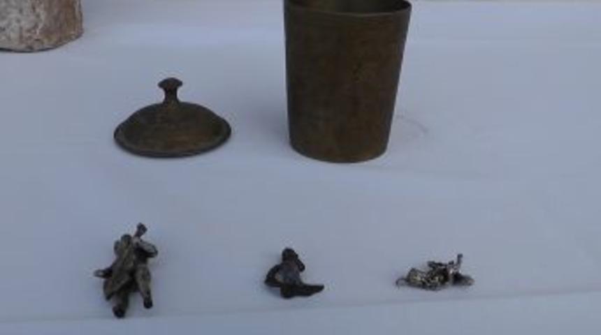 Otomobilinde Tarihi Eser Taşıyan 1 Kişi Yakalandı