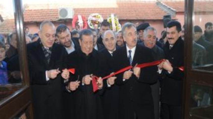 Balkan G&ouml;&ccedil;menleri Manisa'da Dernek A&ccedil;tı